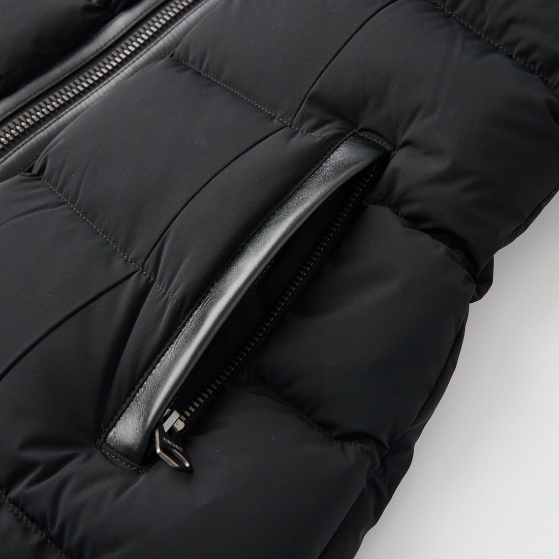MACKAGE [マッカージュ] CALLA-BXZ ダウンコート [11962636] BLACK