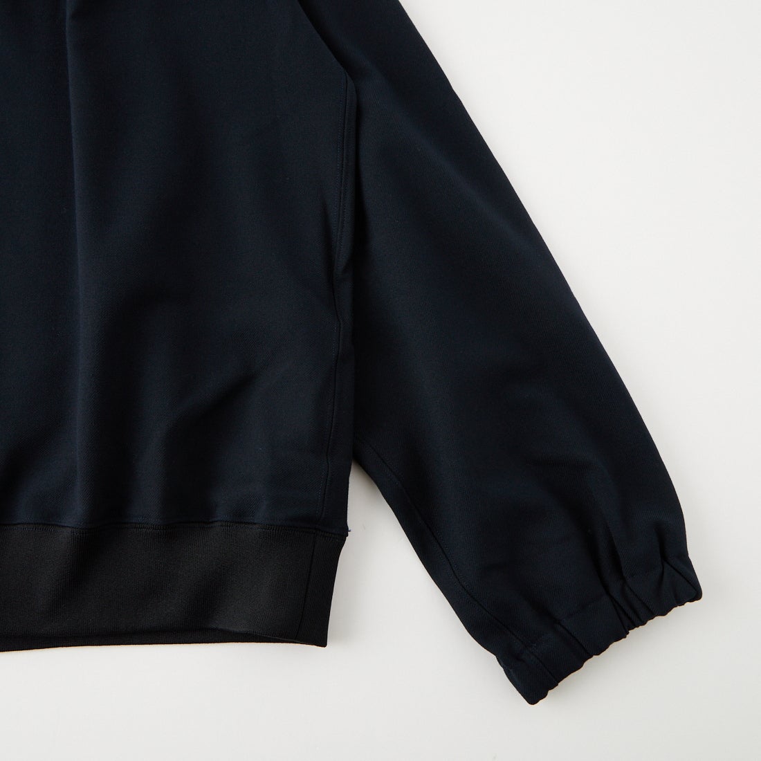 UNTRACE [アントレース] Vネックトップス [315] DARK NAVY