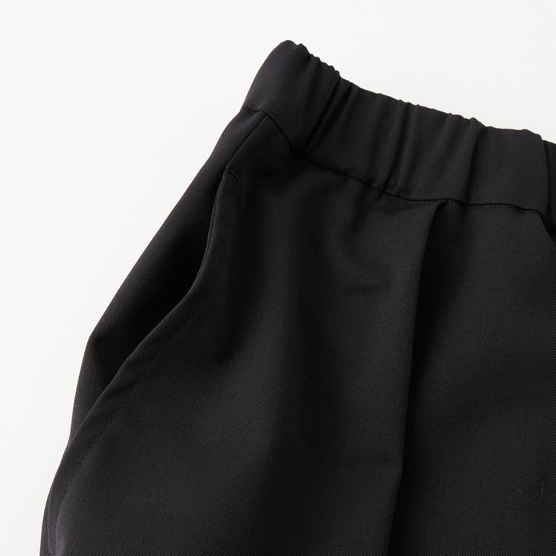 UNTRACE [アントレース] イージースラックス [319] BLACK