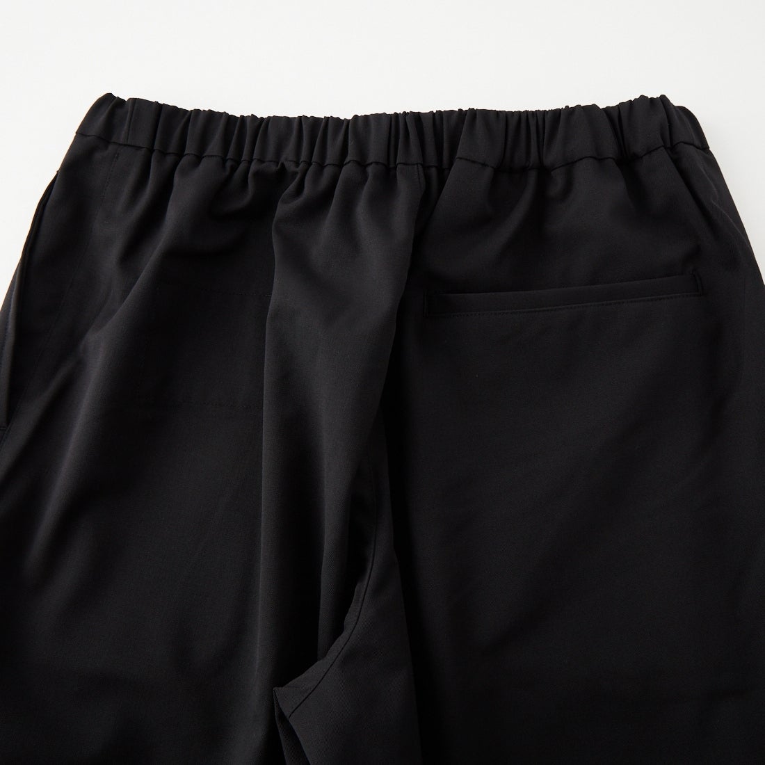 UNTRACE [アントレース] イージースラックス [319] BLACK
