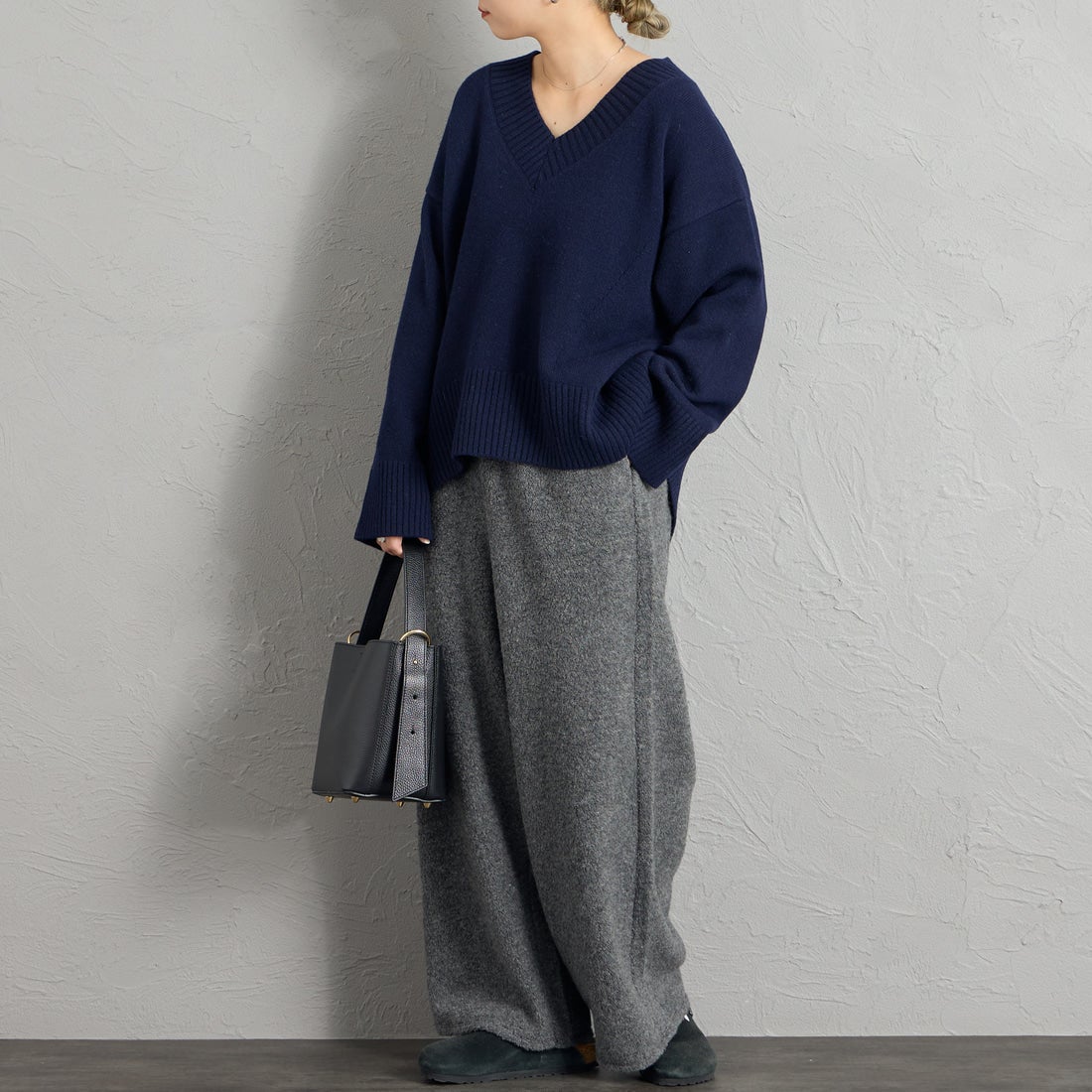 mizuiro ind [ミズイロインド] ボアイージーパンツ [3-260096] 91 GRAY &&モデル身長：156cm 着用サイズ：F&&