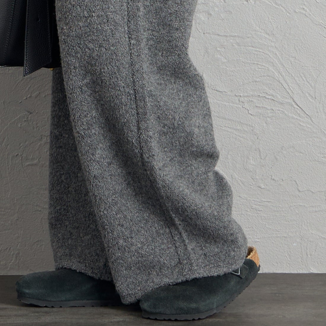 mizuiro ind [ミズイロインド] ボアイージーパンツ [3-260096] 91 GRAY &&モデル身長：156cm 着用サイズ：F&&