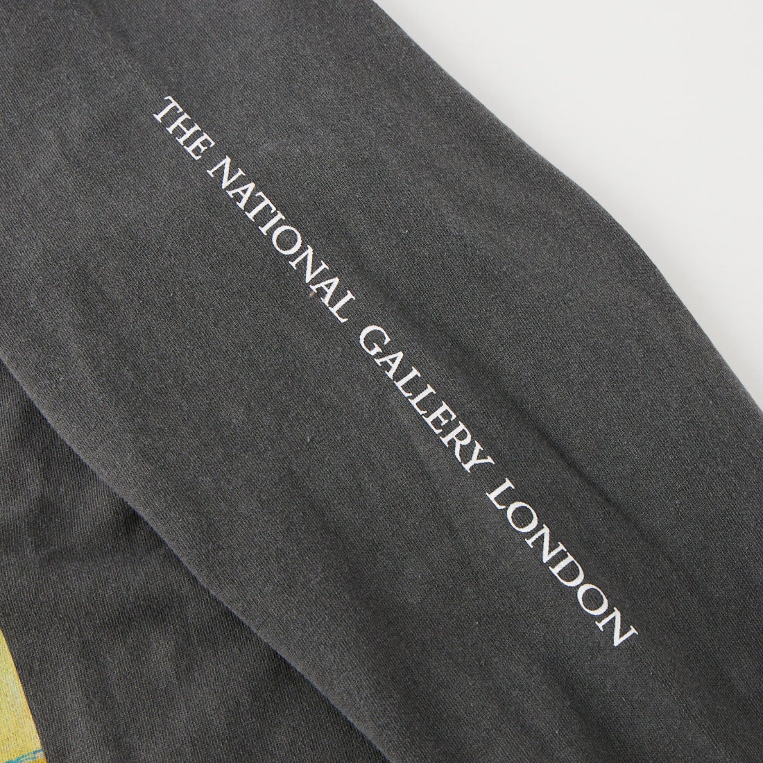 +81 BRANCA [ハチイチブランカ] THE NATIONAL GALLERY ロングスリーブTシャツ [81B-26AW-CS16] CHARCOAL