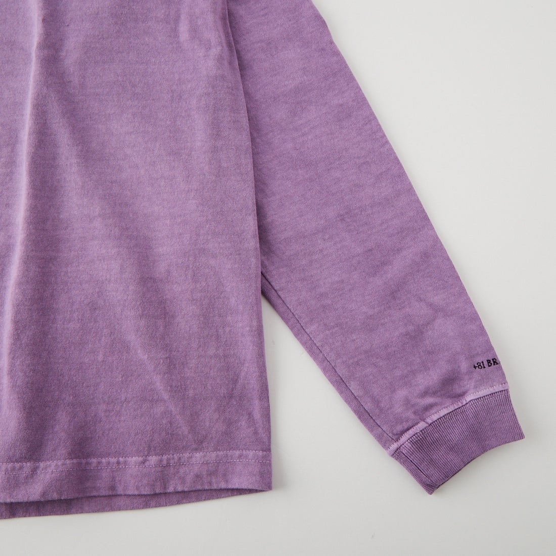 +81 BRANCA [ハチイチブランカ] THE NATIONAL GALLERY ロングスリーブTシャツ [81B-26AW-CS19] LAVENDER
