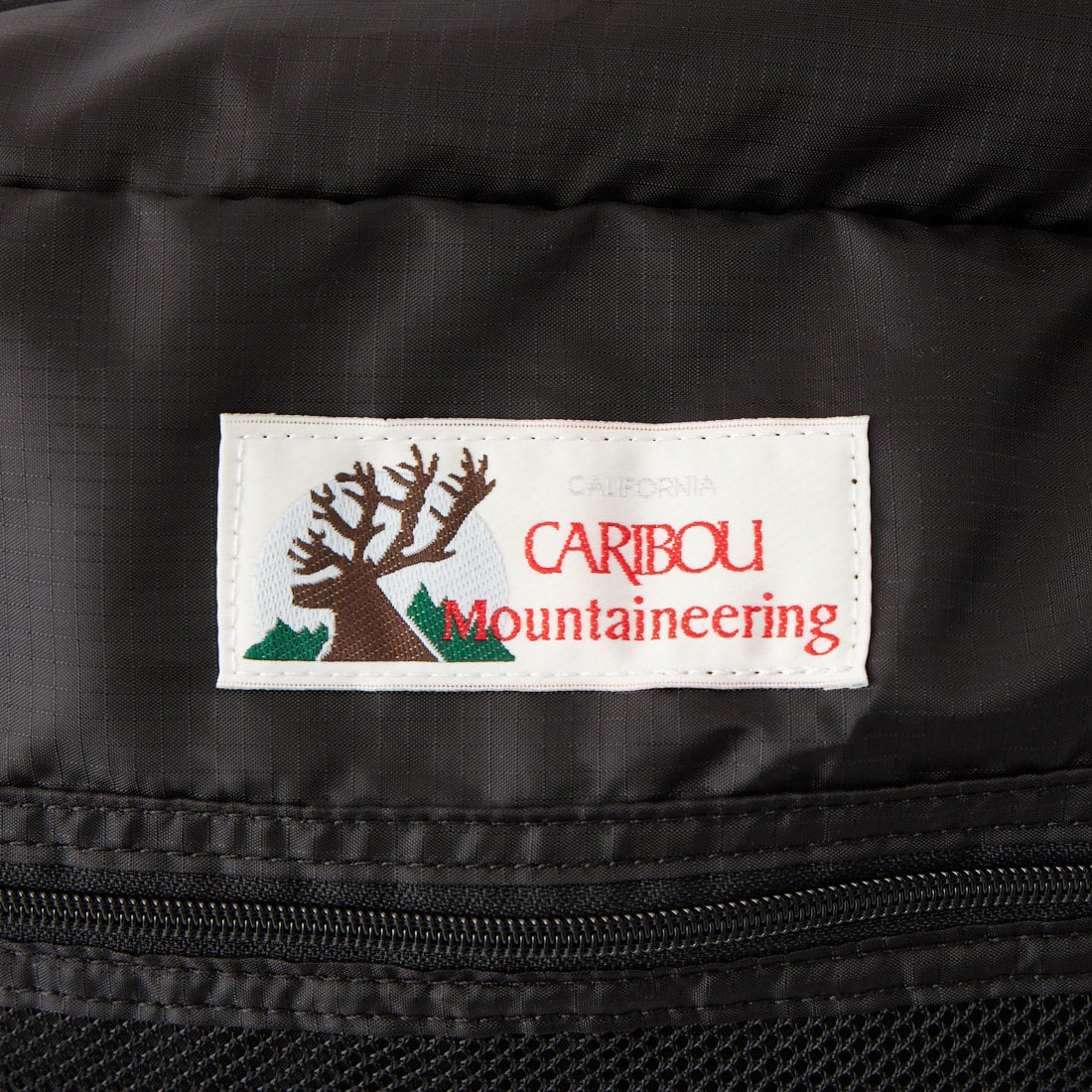 CARIBOU Mountaineering [カリブーマウンテニアリング] 別注 ポケッタブルライトウエイト ショルダーバッグ [CB23-AC-IN6-JF] BLACK