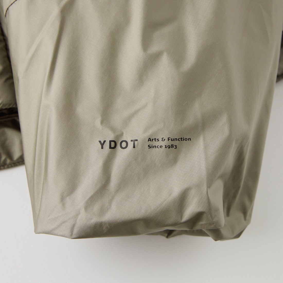 YDOT [ワイドット] コンツアー ダウンジャケット [YU41803] DESERT GRY