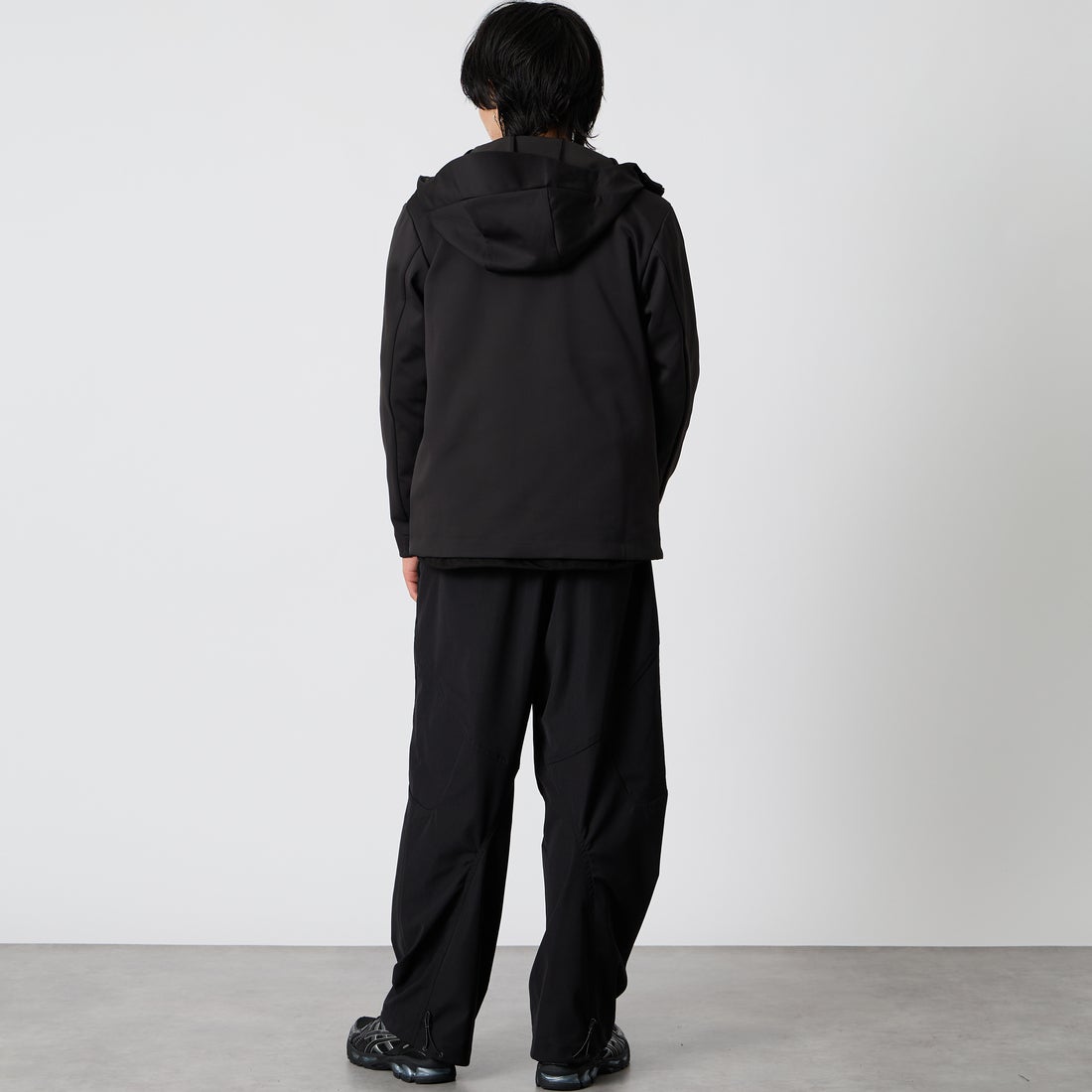 YDOT [ワイドット] 3Dテックトラウザーズ バギーパンツ [YU61803] BLACK &&モデル身長：177cm 着用サイズ：M&&