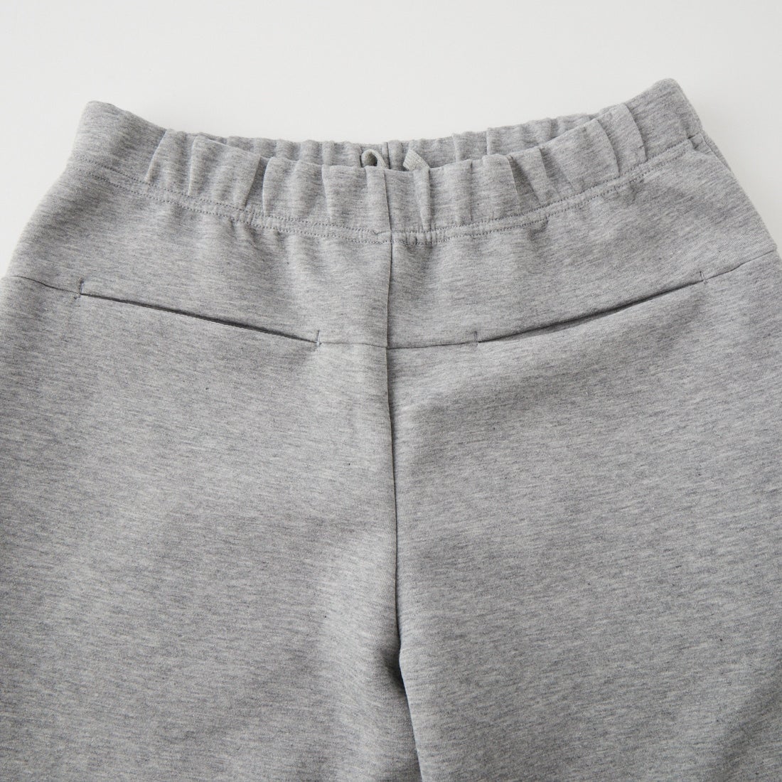 PARIS SAINT-GERMAN [パリ・サンジェルマン] テックジョガーパンツ [PS1126FW0002] H.GREY