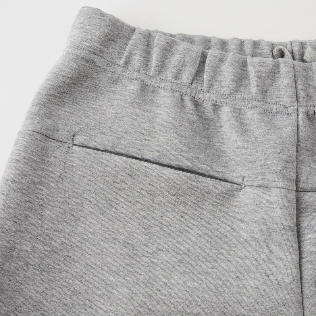 PARIS SAINT-GERMAN [パリ・サンジェルマン] テックジョガーパンツ [PS1126FW0002] H.GREY