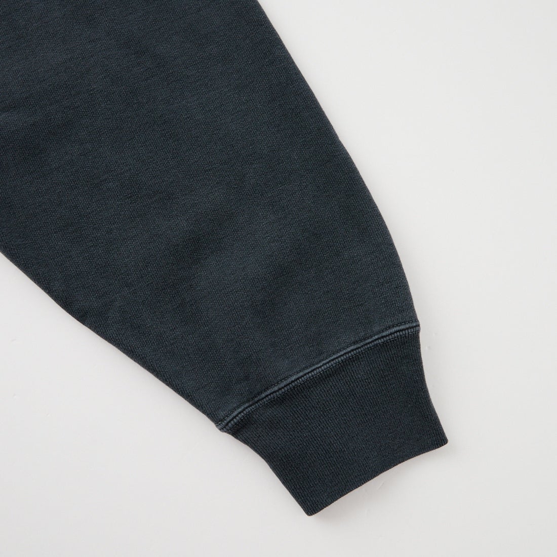 REMI RELIEF [レミレリーフ] 別注 SP加工裏毛BIGサイズクルースウェット [RN31393272-JF] BLACK
