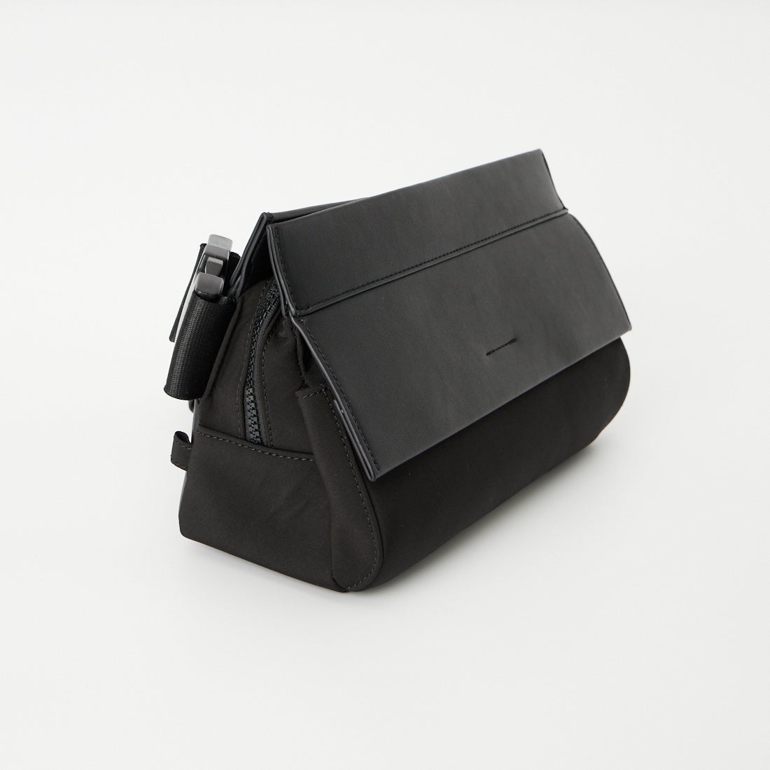 MATO by MARLMARL [マトーバイマールマール] ドリンクポケット付きボディバッグ [MORPH-BODY-BAG] BLACK