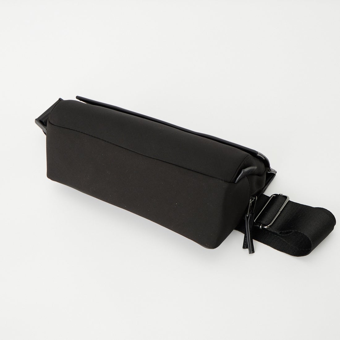 MATO by MARLMARL [マトーバイマールマール] ドリンクポケット付きボディバッグ [MORPH-BODY-BAG] BLACK