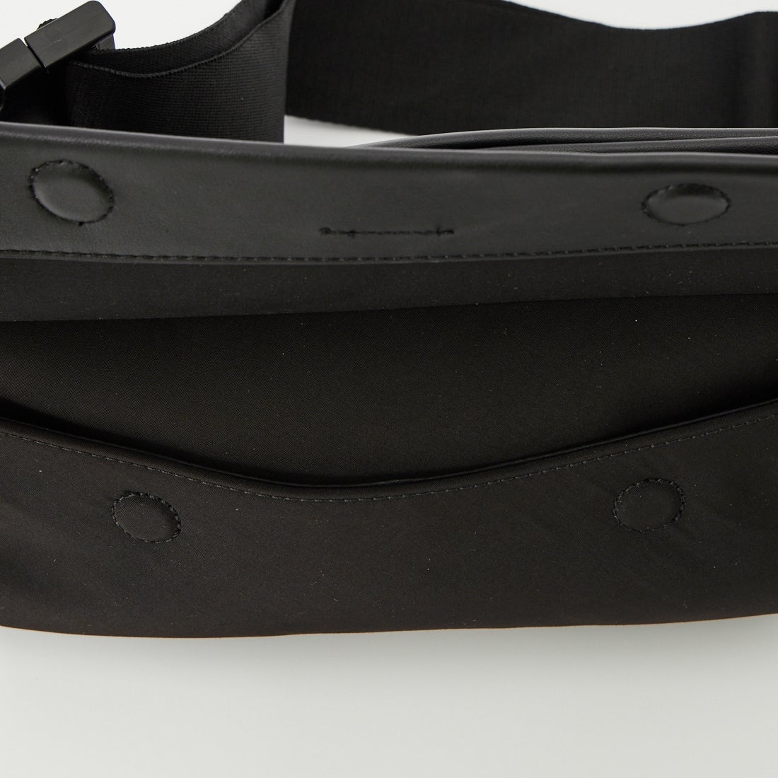 MATO by MARLMARL [マトーバイマールマール] ドリンクポケット付きボディバッグ [MORPH-BODY-BAG] BLACK