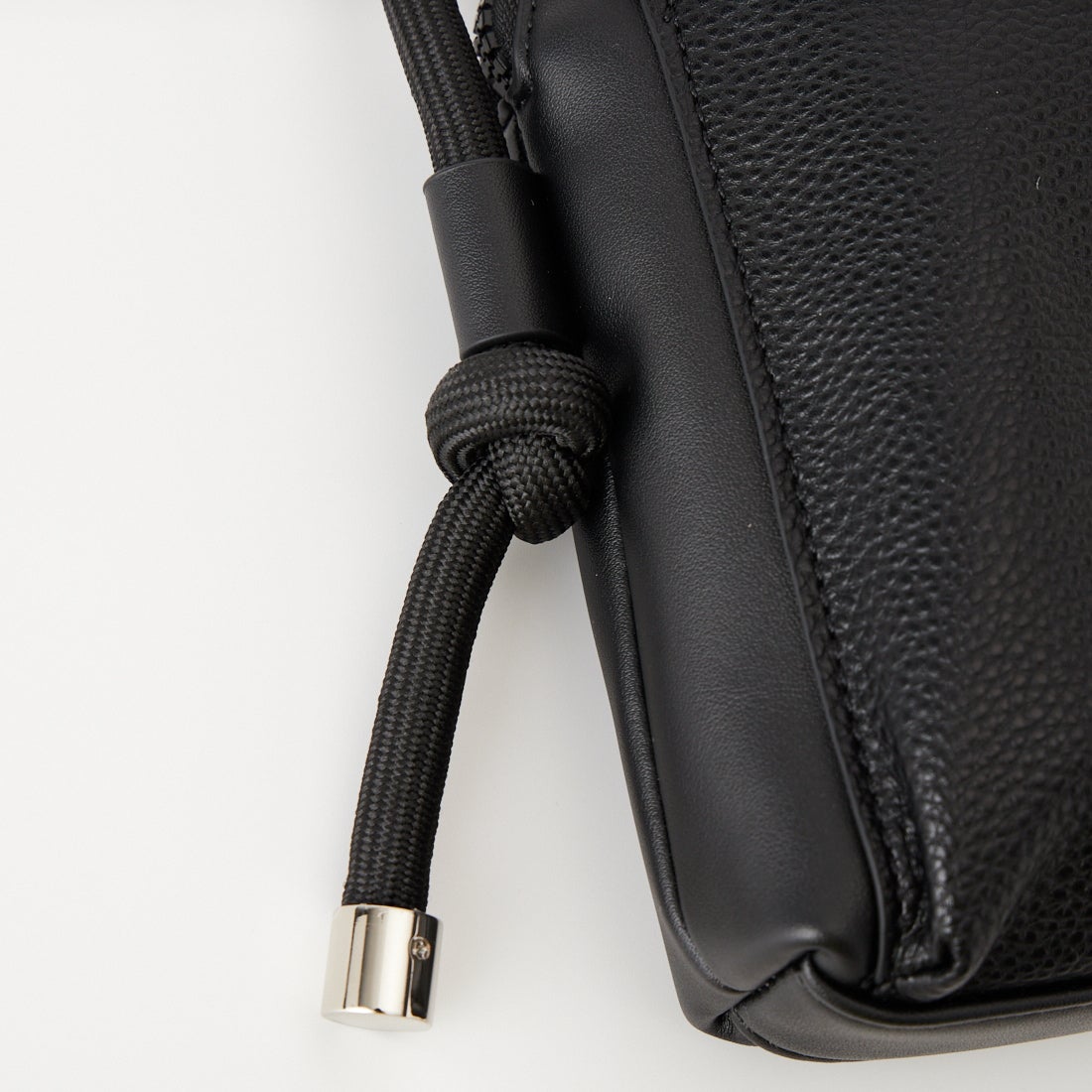 MATO by MARLMARL [マトーバイマールマール] スマートフォンミニバッグ [ZIPLINE-PHONE-BAG] BLACK