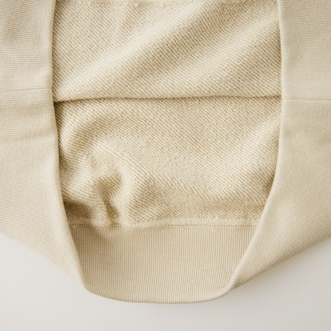 marmors [マルモア] フロッキーロゴスウェット [0226309080] L/BEIGE