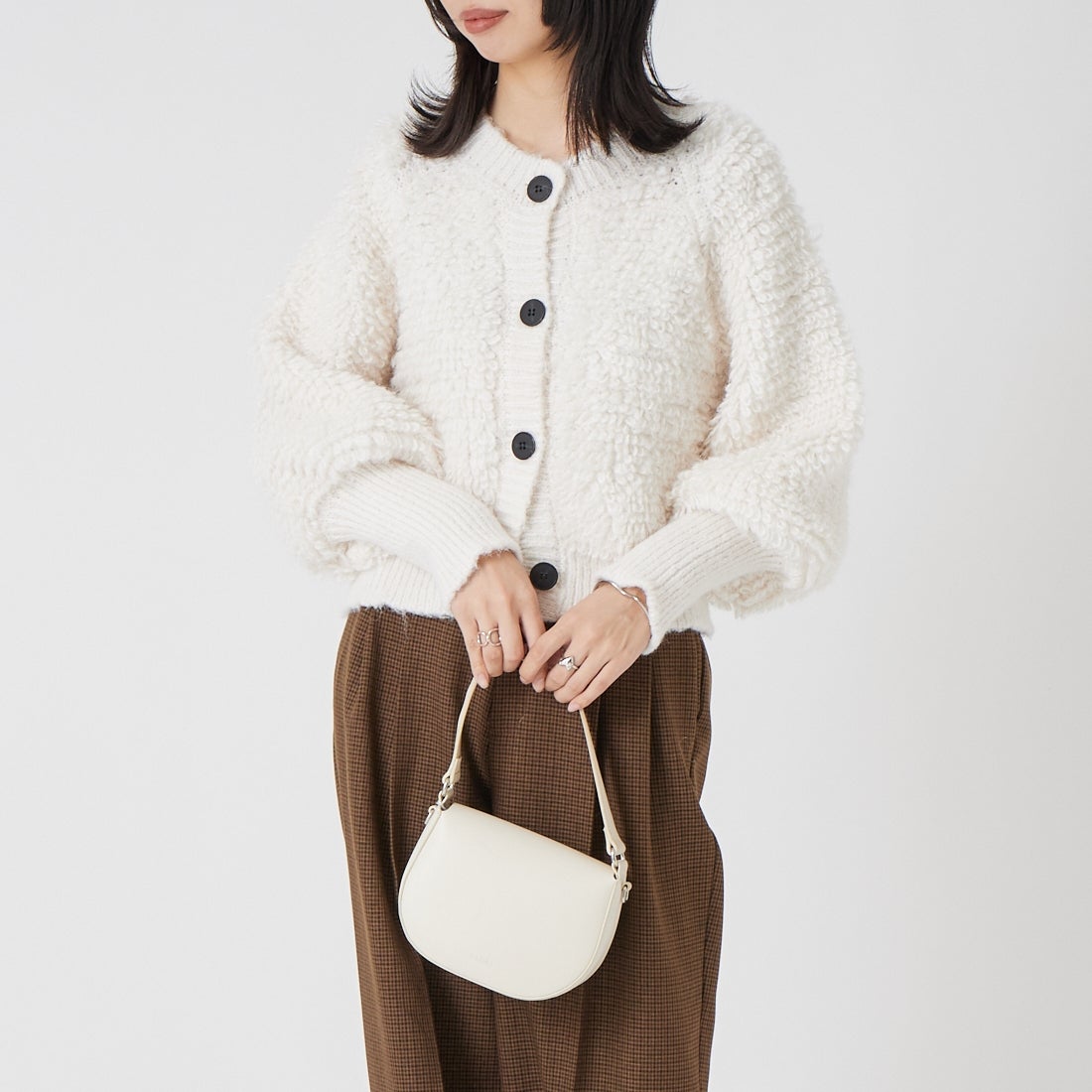 Noir Fabrik [ヌワールファブリック] 2WAYチャンキーニットカーディガン [12695-WG] IVORY &&モデル身長：162cm 着用サイズ：F&&