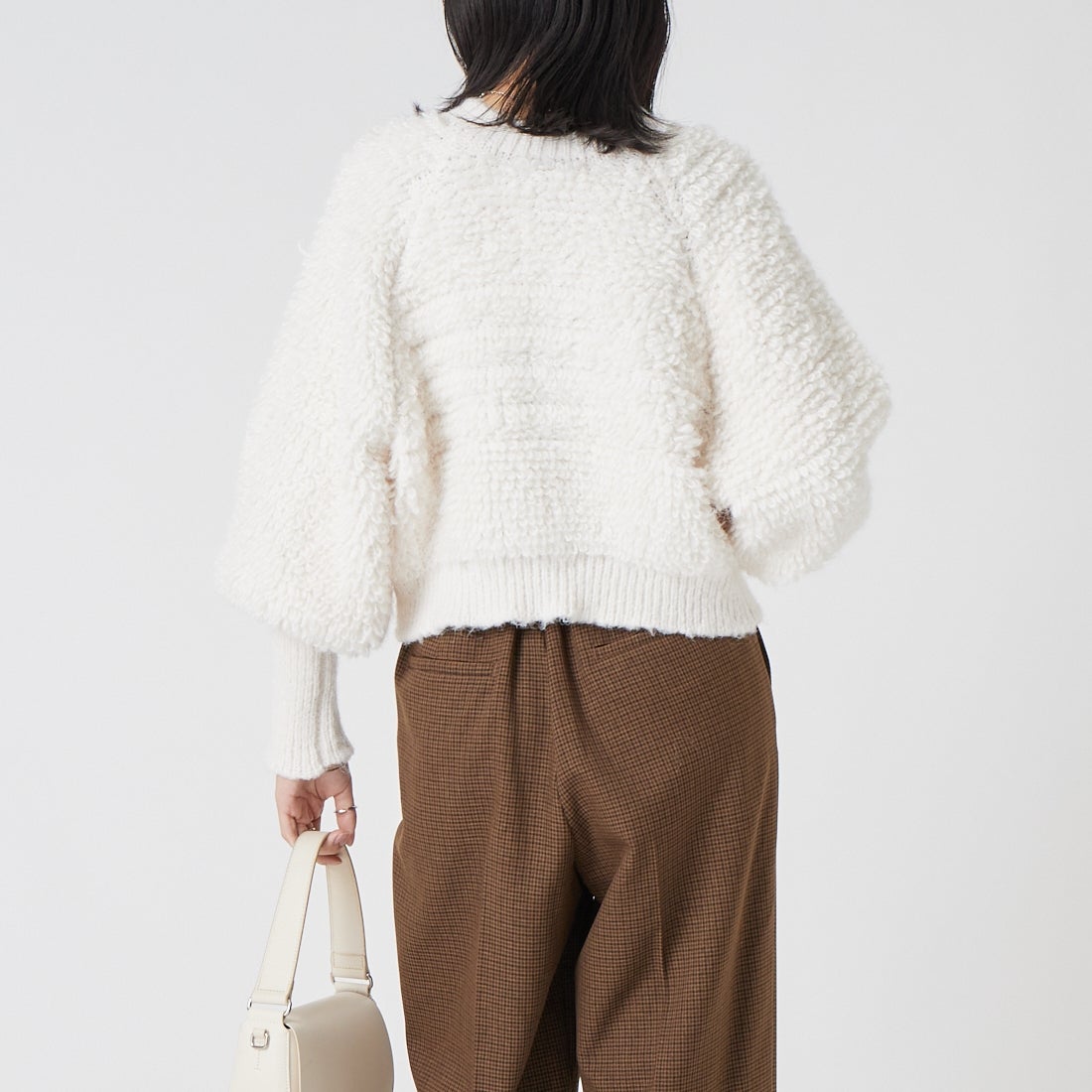 Noir Fabrik [ヌワールファブリック] 2WAYチャンキーニットカーディガン [12695-WG] IVORY &&モデル身長：162cm 着用サイズ：F&&