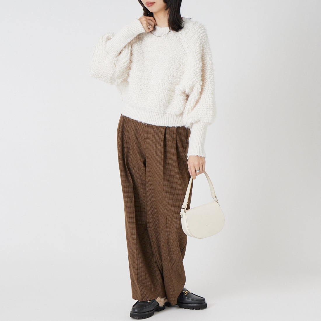 Noir Fabrik [ヌワールファブリック] 2WAYチャンキーニットカーディガン [12695-WG] IVORY &&モデル身長：162cm 着用サイズ：F&&