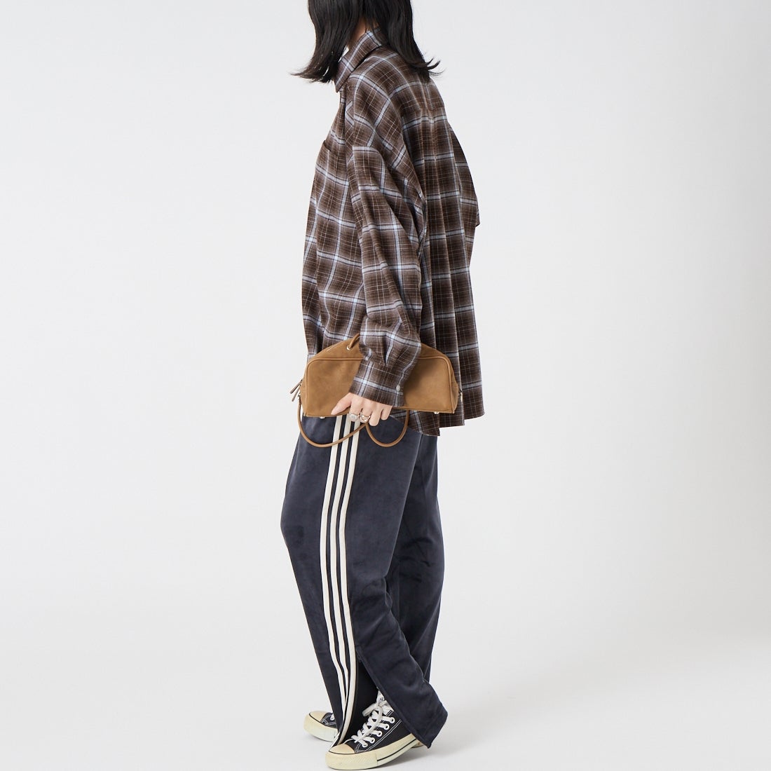 Jeans Factory Clothes [ジーンズファクトリークローズ] メンズライクビッグネルシャツ [IN16-SH-6] ﾌﾞﾗｳﾝ &&モデル身長：162cm 着用サイズ：F&&