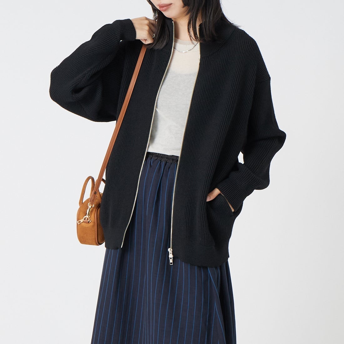BLACK&&モデル身長：162cm 着用サイズ：38&&