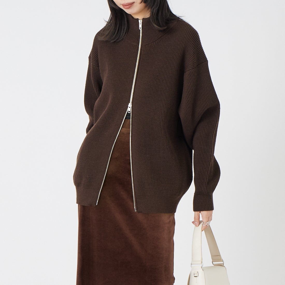 Vincent et Mireille [ヴァンソン エ ミレイユ] 別注 ドライバーズニットセーター [VM262IN13021-JF] BROWN &&モデル身長：162cm 着用サイズ：38&&