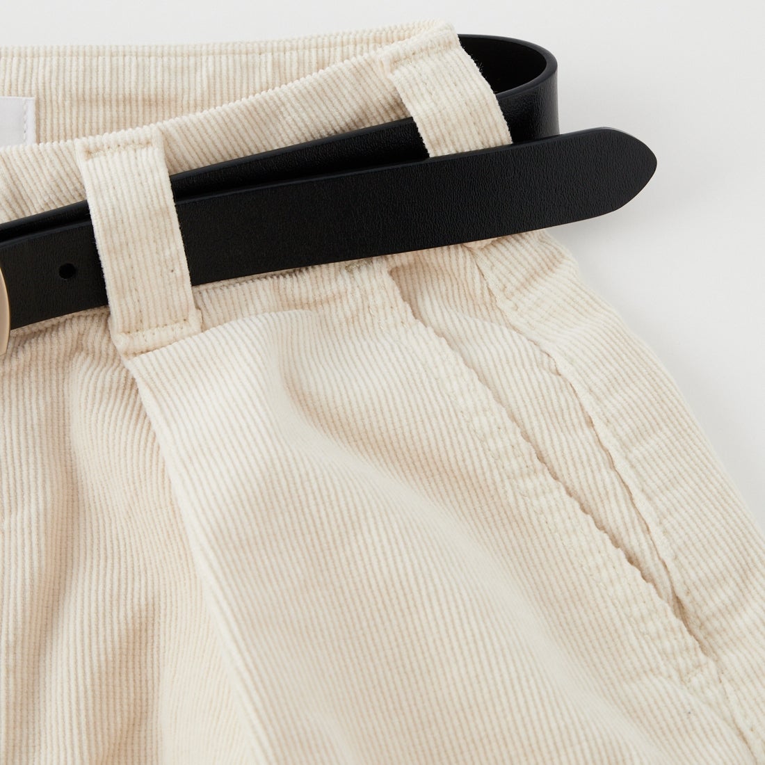 SOMETHING [サムシング] ベルト付き タックカーブワイドパンツ [SN708W] 2634 IVORY