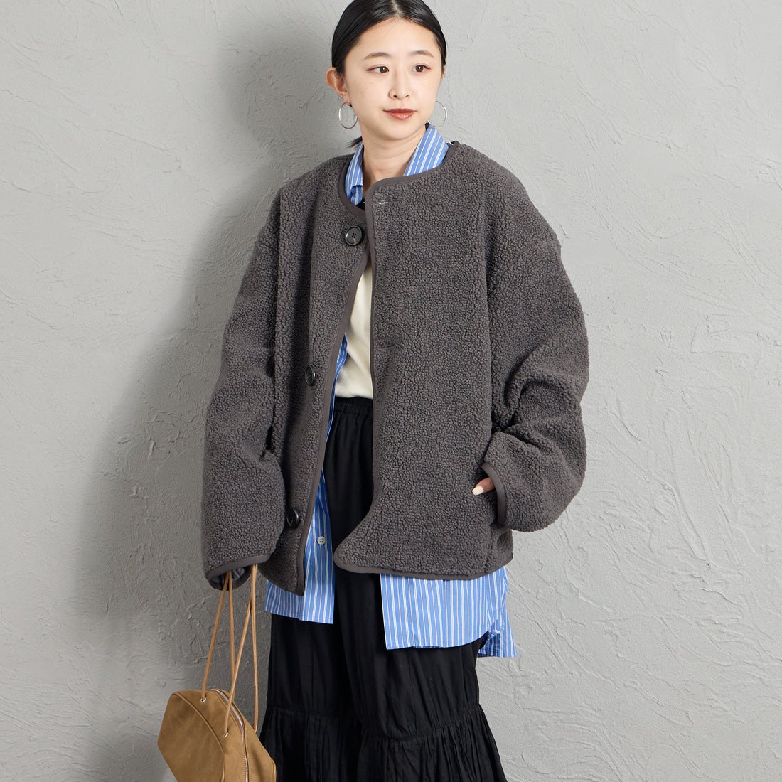 Gymphlex [ジムフレックス] ボア カラーレスジャケット [GY-A0851BOL] COAL GREY &&モデル身長：150cm 着用サイズ：14&&