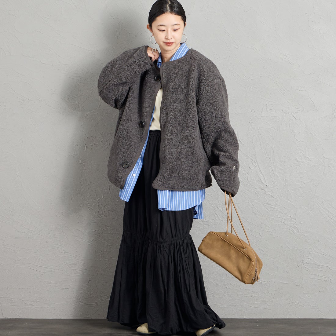 Gymphlex [ジムフレックス] ボア カラーレスジャケット [GY-A0851BOL] COAL GREY &&モデル身長：150cm 着用サイズ：14&&