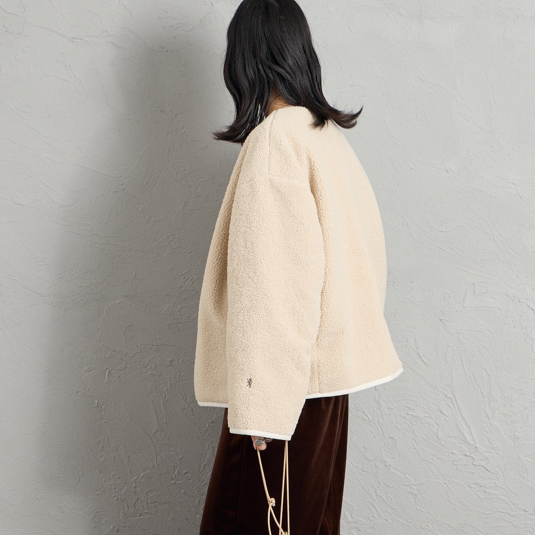 Gymphlex [ジムフレックス] ボア カラーレスジャケット [GY-A0851BOL] OYSTER WHT &&モデル身長：162cm 着用サイズ：14&&