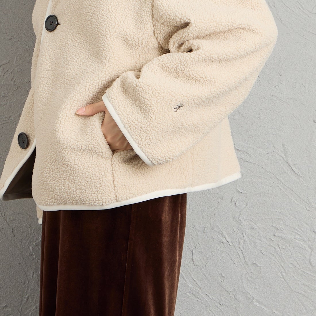 Gymphlex [ジムフレックス] ボア カラーレスジャケット [GY-A0851BOL] OYSTER WHT &&モデル身長：162cm 着用サイズ：14&&