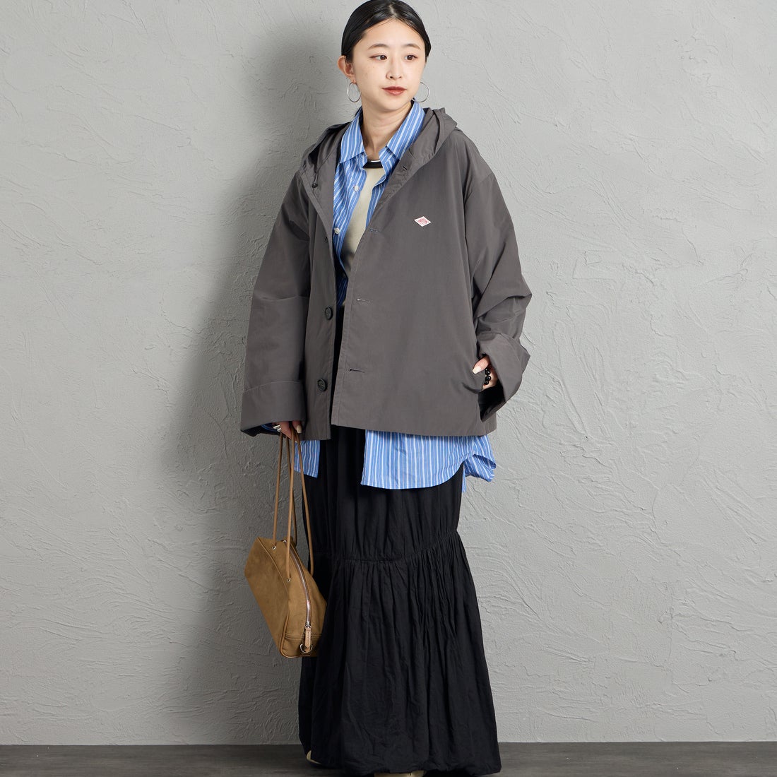 DANTON [ダントン] フードジャケット [DT-A0673KTF] CHARCOAL &&モデル身長：150cm 着用サイズ：36&&