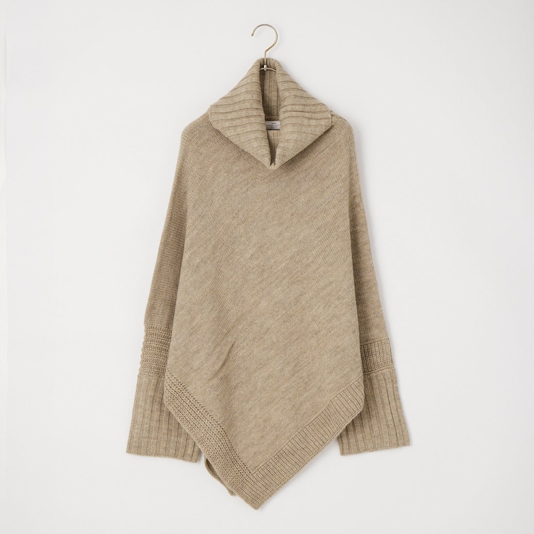 8200 BEIGE