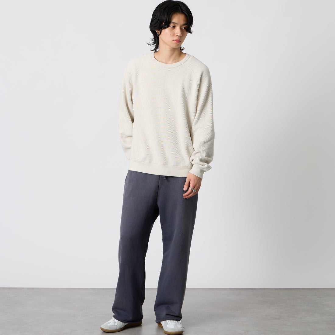 BOW WOW [バウワウ] ウェザード スウェットパンツ [BWU-WSPE] EGGPLANT &&モデル身長：177cm 着用サイズ：M&&