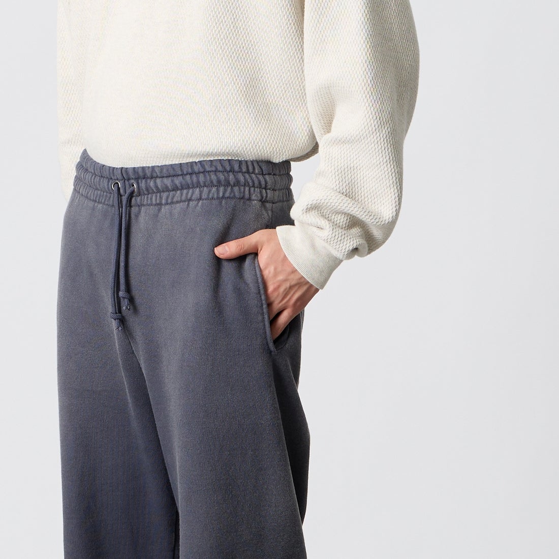 BOW WOW [バウワウ] ウェザード スウェットパンツ [BWU-WSPE] EGGPLANT &&モデル身長：177cm 着用サイズ：M&&