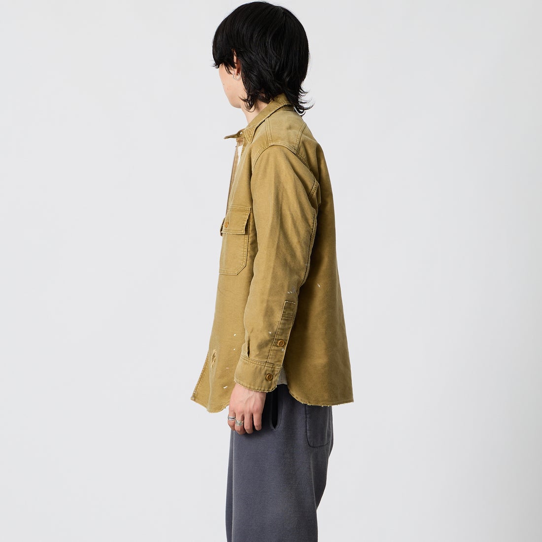 BOW WOW [バウワウ] ヘビーモールスキン ジップワークシャツ [BWU-HMWS] D.KHAKI &&モデル身長：177cm 着用サイズ：M&&