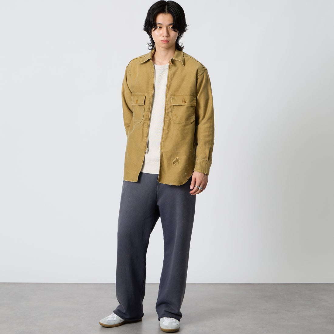 BOW WOW [バウワウ] ヘビーモールスキン ジップワークシャツ [BWU-HMWS] D.KHAKI &&モデル身長：177cm 着用サイズ：M&&
