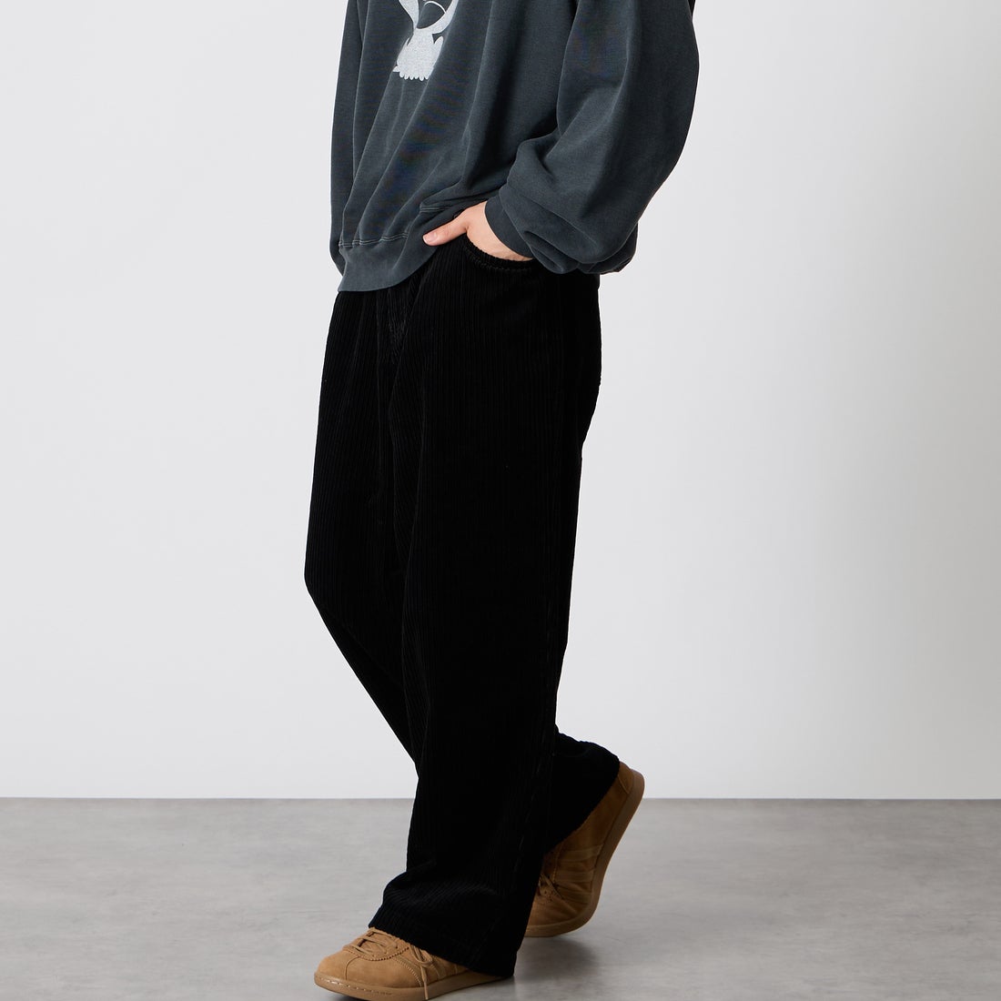BLACK&&モデル身長：177cm 着用サイズ：M&&