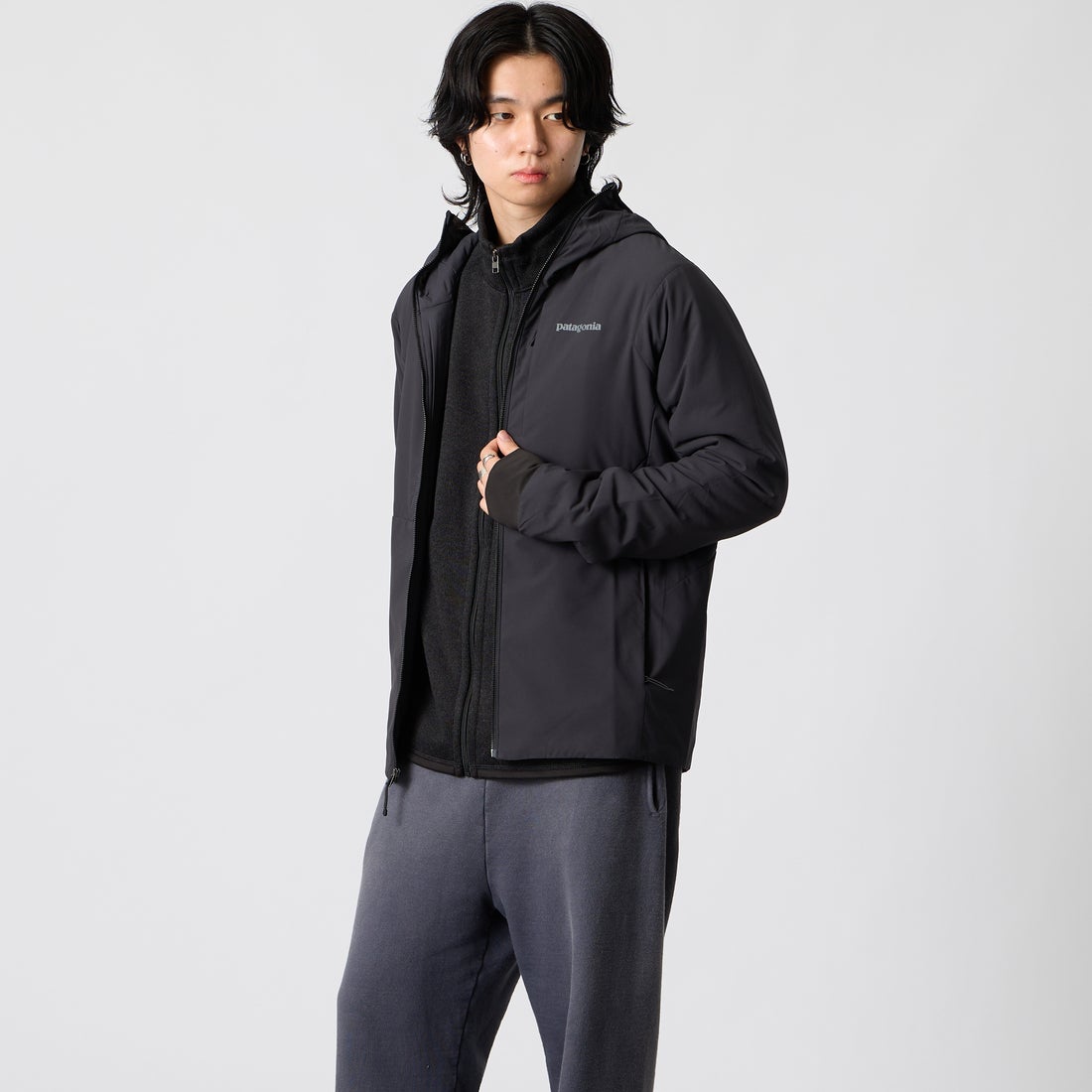 patagonia [パタゴニア] ナノエア ライト フーディ [82880] INBK &&モデル身長：177cm 着用サイズ：M&&