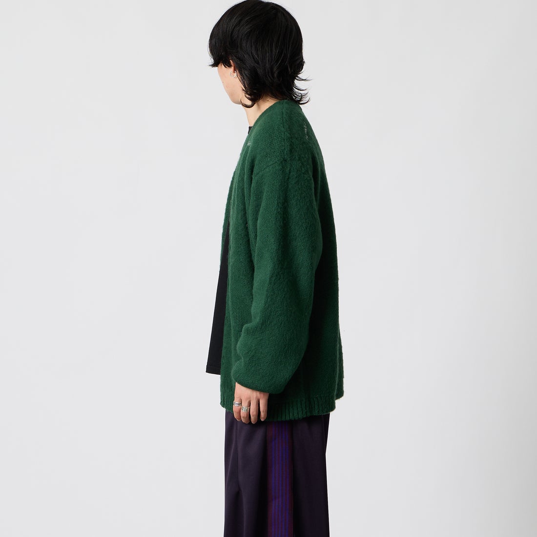 PENNEYS [ぺニーズ] 刺繍カーディガン [PN26F003] GREEN &&モデル身長：177cm 着用サイズ：M&&