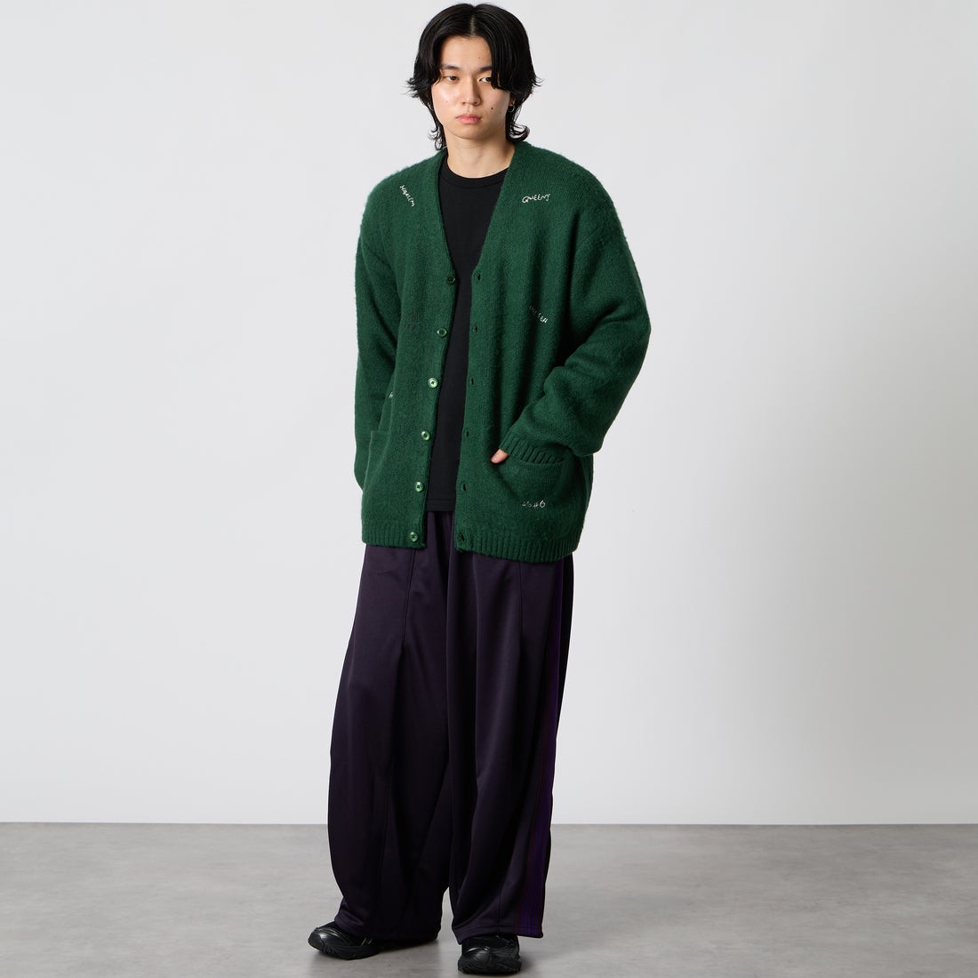 PENNEYS [ぺニーズ] 刺繍カーディガン [PN26F003] GREEN &&モデル身長：177cm 着用サイズ：M&&