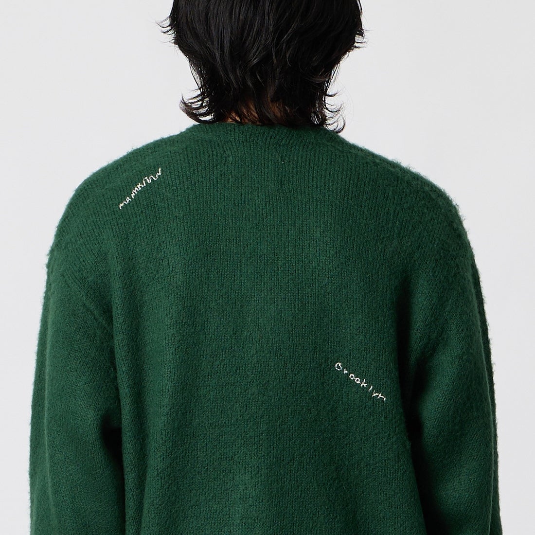 PENNEYS [ぺニーズ] 刺繍カーディガン [PN26F003] GREEN &&モデル身長：177cm 着用サイズ：M&&