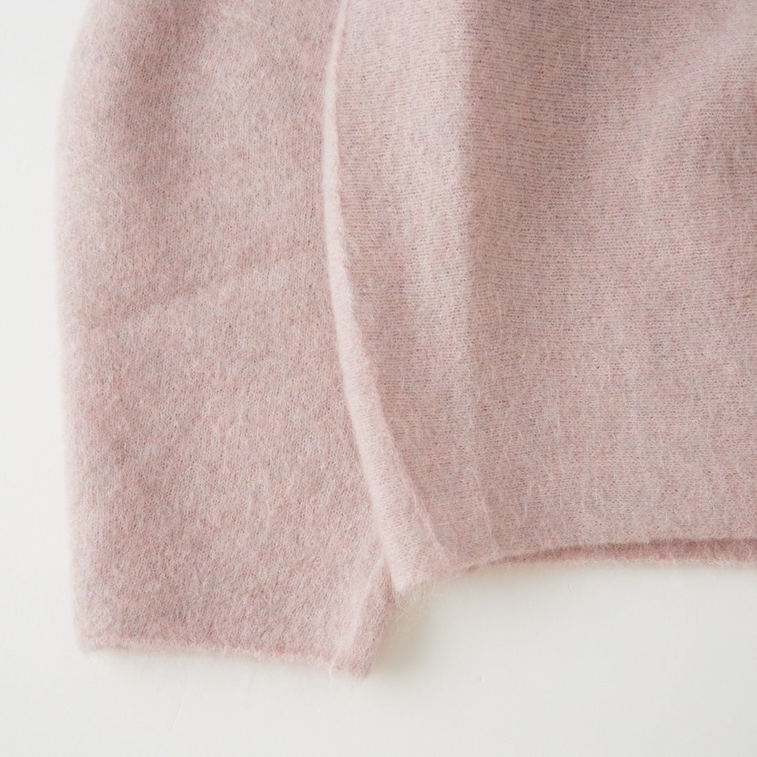 UNFIL [アンフィル] ストレッチスーパーキッドモヘア クルーネックプルオーバー [WXFL-UW133] DUSTY PINK