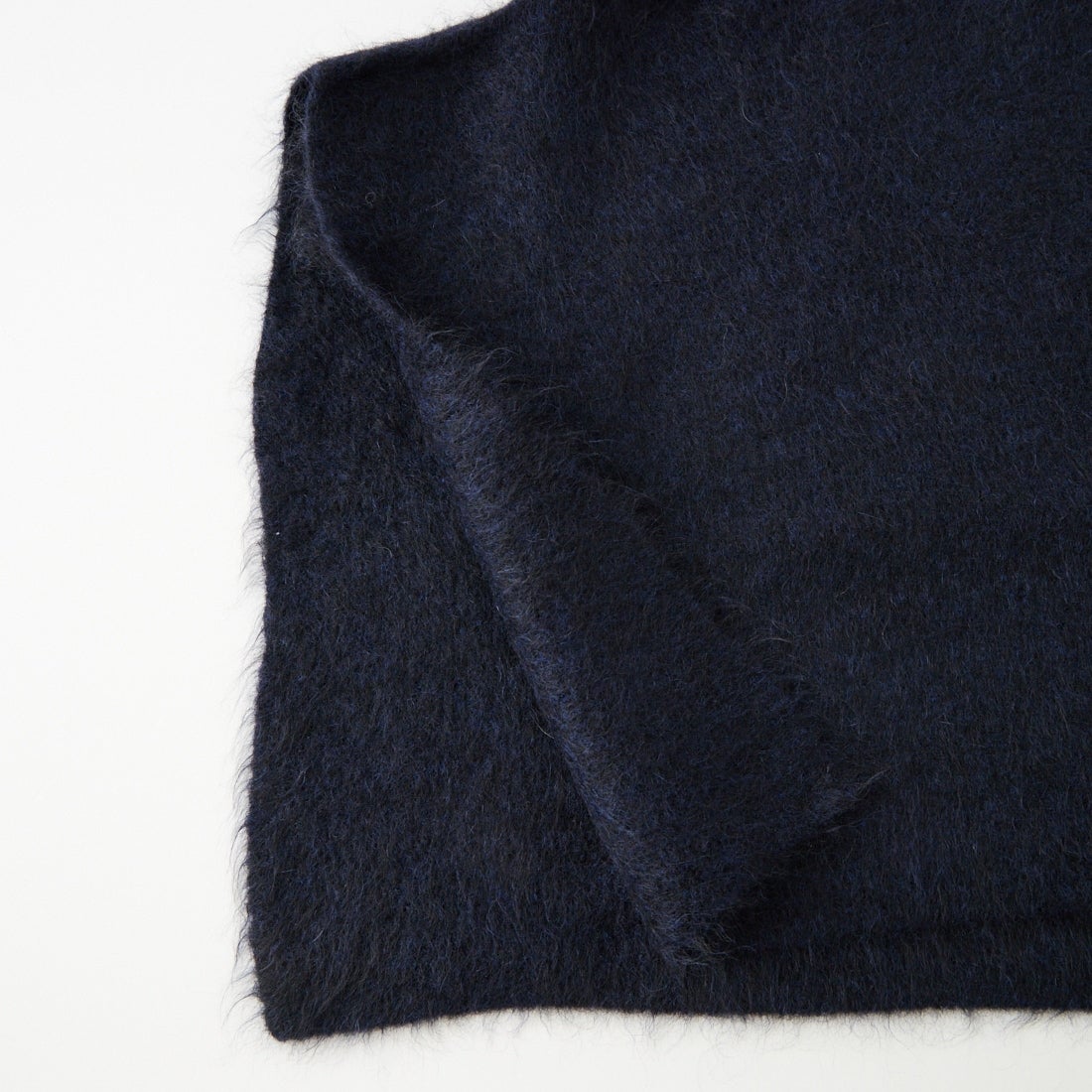 UNFIL [アンフィル] ストレッチスーパーキッドモヘア ネックウォーマー [WXFL-UW134] BLACK NAVY