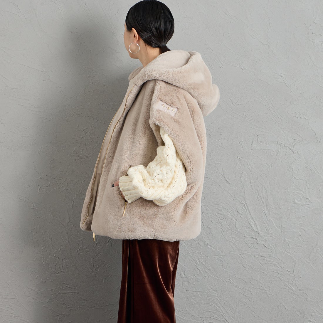 TATRAS [タトラス] GITEGA/ギテガ ボアベスト [LCKA0539033588] L.GRAY &&モデル身長：150cm 着用サイズ：2&&