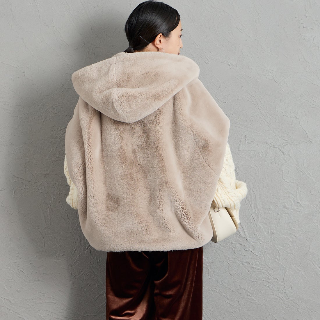 TATRAS [タトラス] GITEGA/ギテガ ボアベスト [LCKA0539033588] L.GRAY &&モデル身長：150cm 着用サイズ：2&&