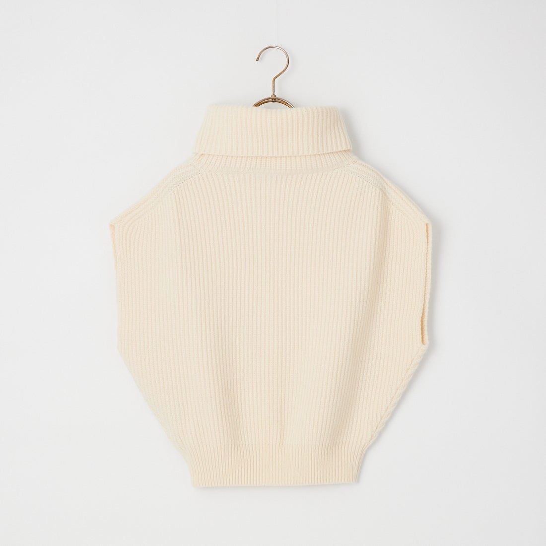 BLOSSOM [ブロッサム] MAON タートルネック スリーブレスニット [BL-NT-26FW-04] IVORY