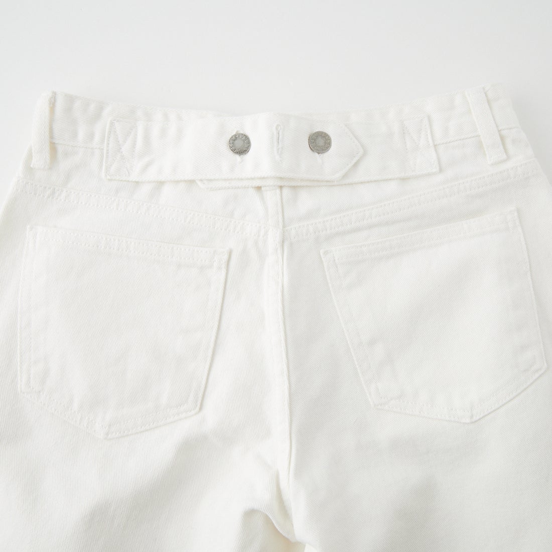 GBH [ジービーエイチ] ワイド シンチバックジーンズ [APC1PT130WHS] WHITE