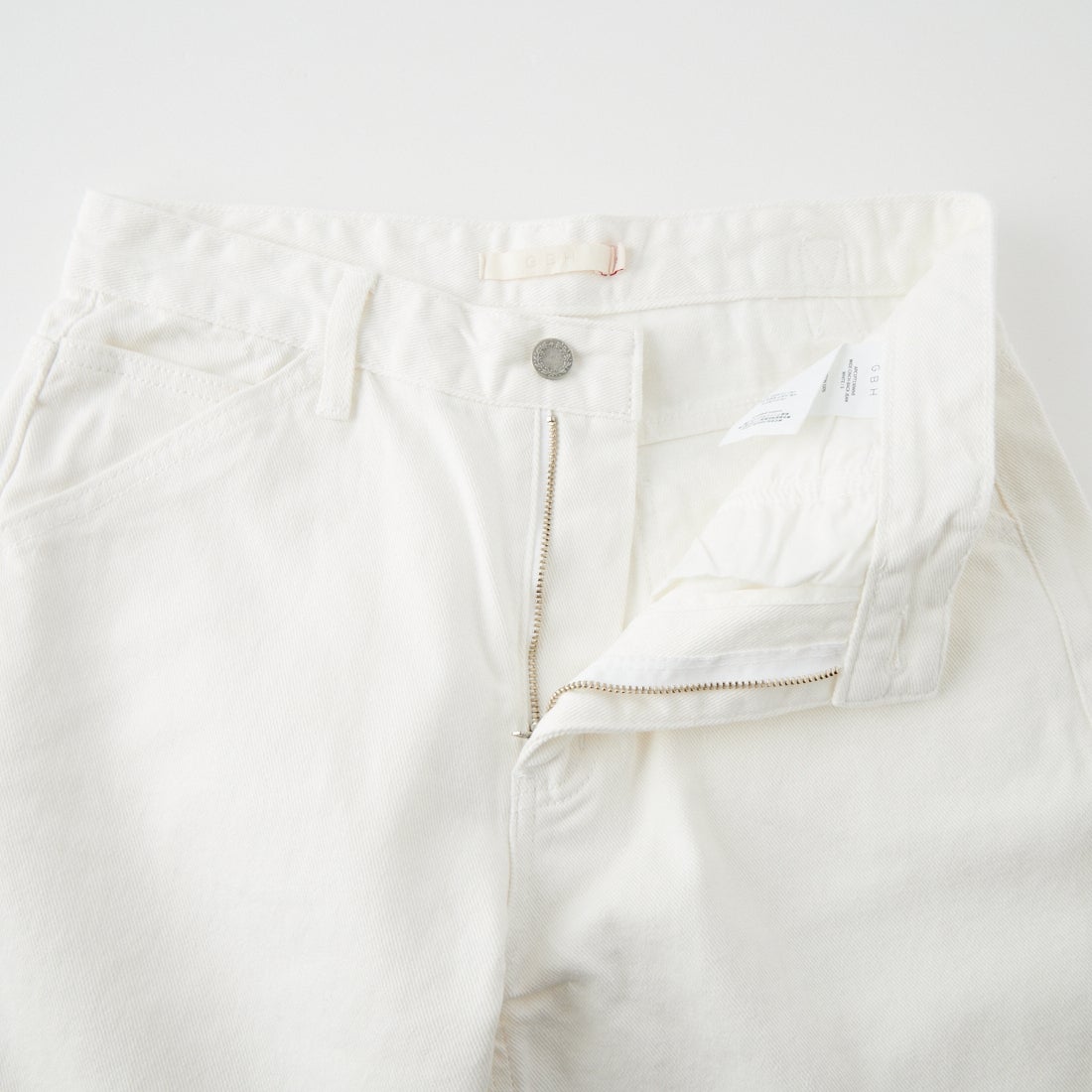 GBH [ジービーエイチ] ワイド シンチバックジーンズ [APC1PT130WHS] WHITE