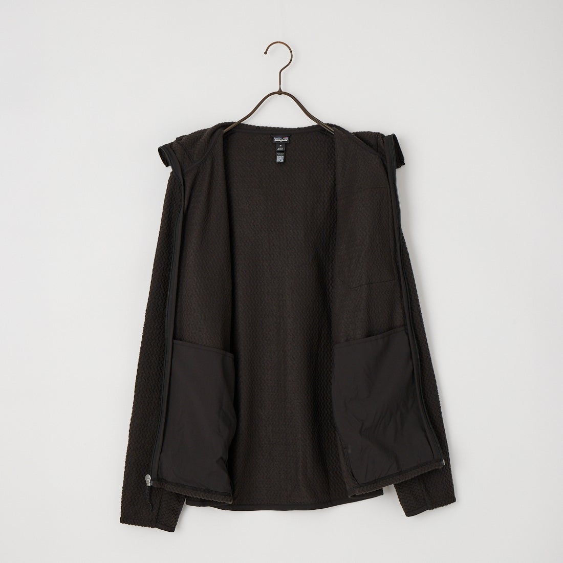 patagonia [パタゴニア] メンズ R1エアフルジップフーディ [40256] BLK