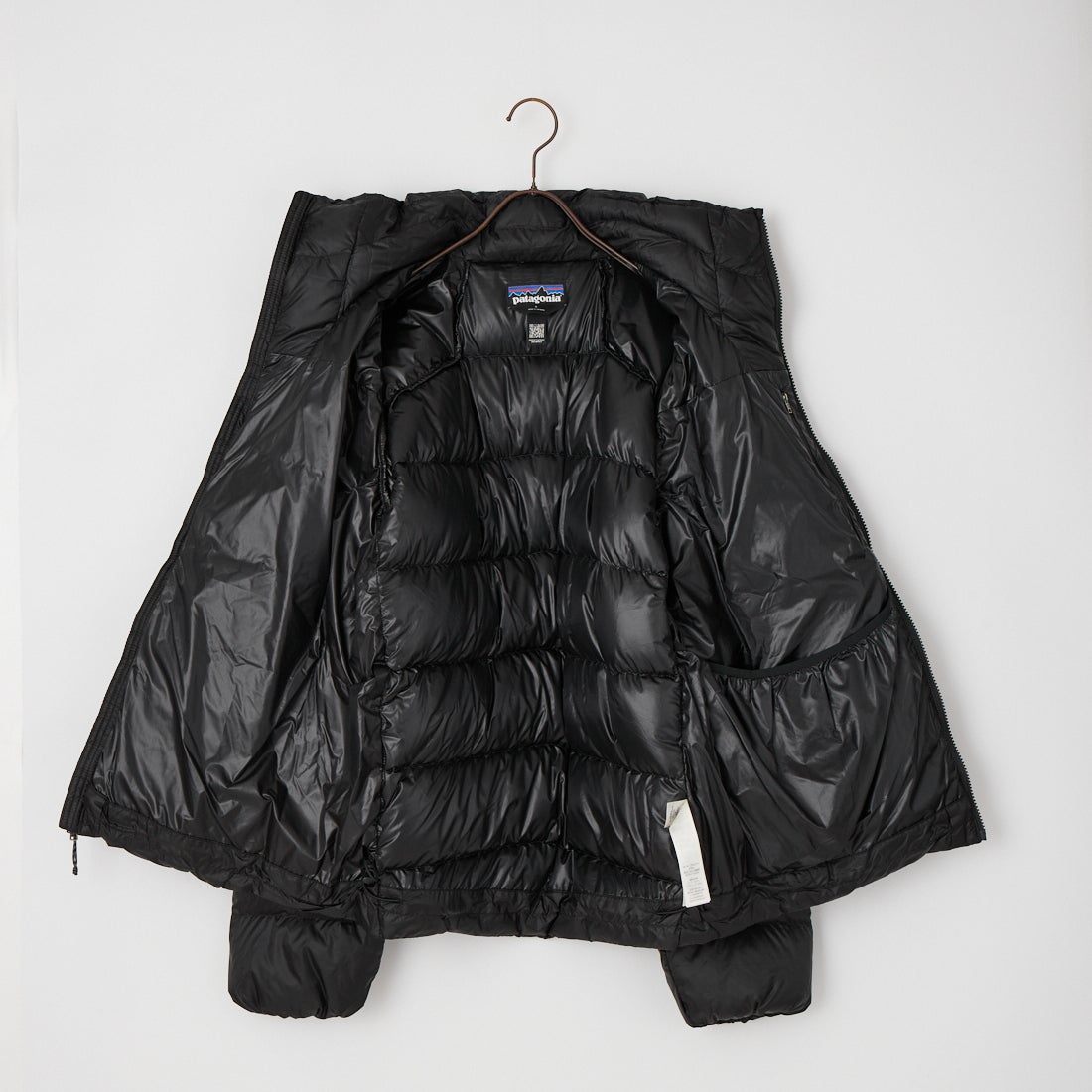 patagonia [パタゴニア] メンズ フィッツロイダウンジャケット [84587] BLK